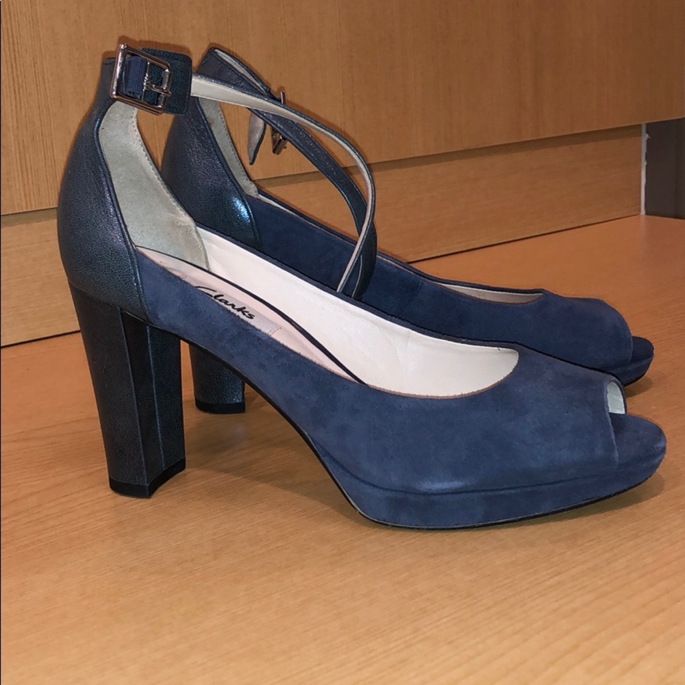Clark’s Navy Blue Heels